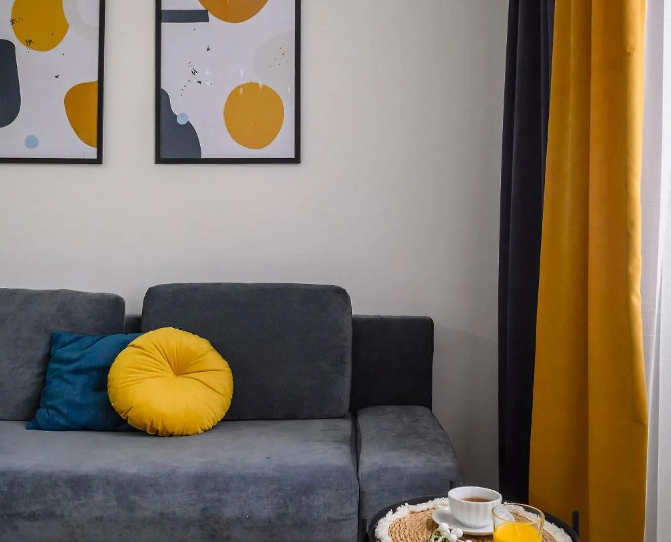 Уютная Квартира В Жк Адиет С Видом На Горы! Almaty Apartment