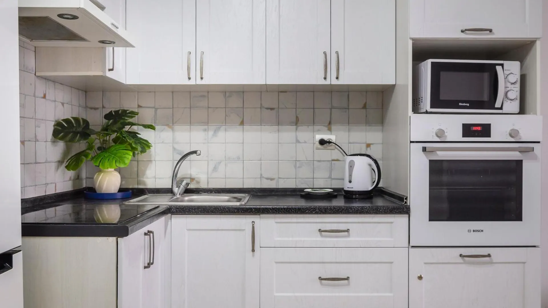 Apartment Уютная Квартира В Жк Адиет С Видом На Горы! Almaty